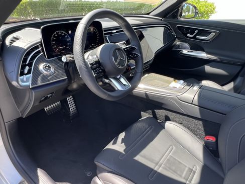 New 2026 Mercedes-Benz E 53 AMG e 4MATIC Sedan image 16
