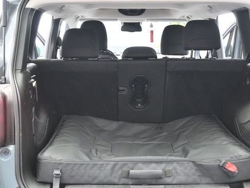 Used 2018 Jeep Renegade Altitude image 13