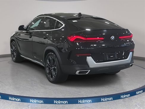 Used 2021 BMW X6 sDrive40i w/ Convenience Package image 8