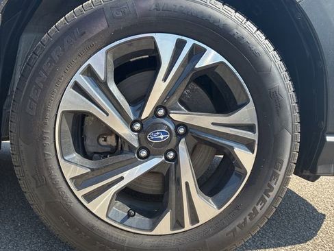 Used 2024 Subaru Crosstrek 2.0i Premium image 15