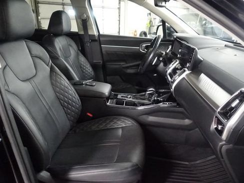 Used 2022 Kia Sorento SX FWD image 30
