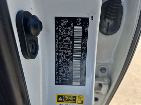 Used 2013 Lexus ES 350 4dr Sdn image 36