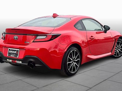 Used 2024 Toyota GR86 image 12