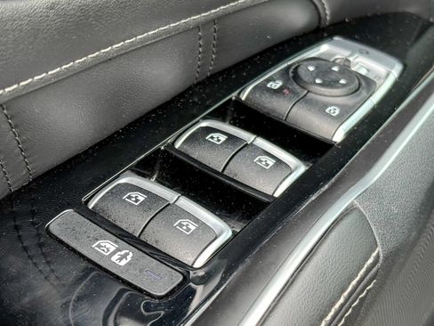 Certified 2024 Kia Sorento SX AWD/4WD image 16
