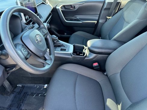Used 2024 Toyota RAV4 LE image 18