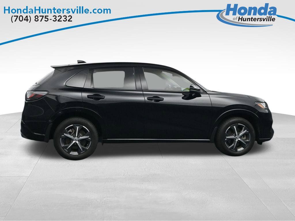 Used 2025 Honda HR-V EX-L image 9