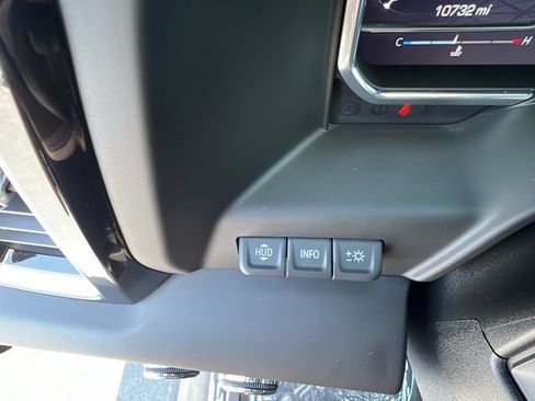 Used 2025 GMC Sierra 2500 Denali Ultimate AWD/4WD image 19