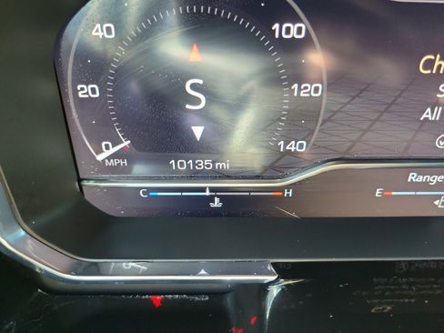 Used 2024 GMC Sierra 1500 Elevation image 28