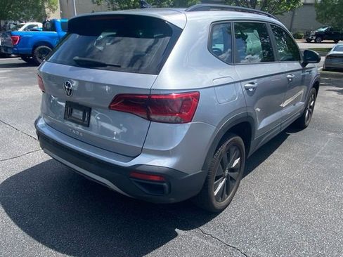 Used 2022 Volkswagen Taos S FWD image 4
