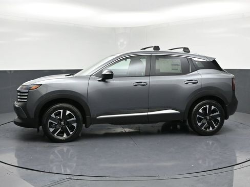 New 2026 Nissan Kicks SV w/ Cold Weather Package image 2