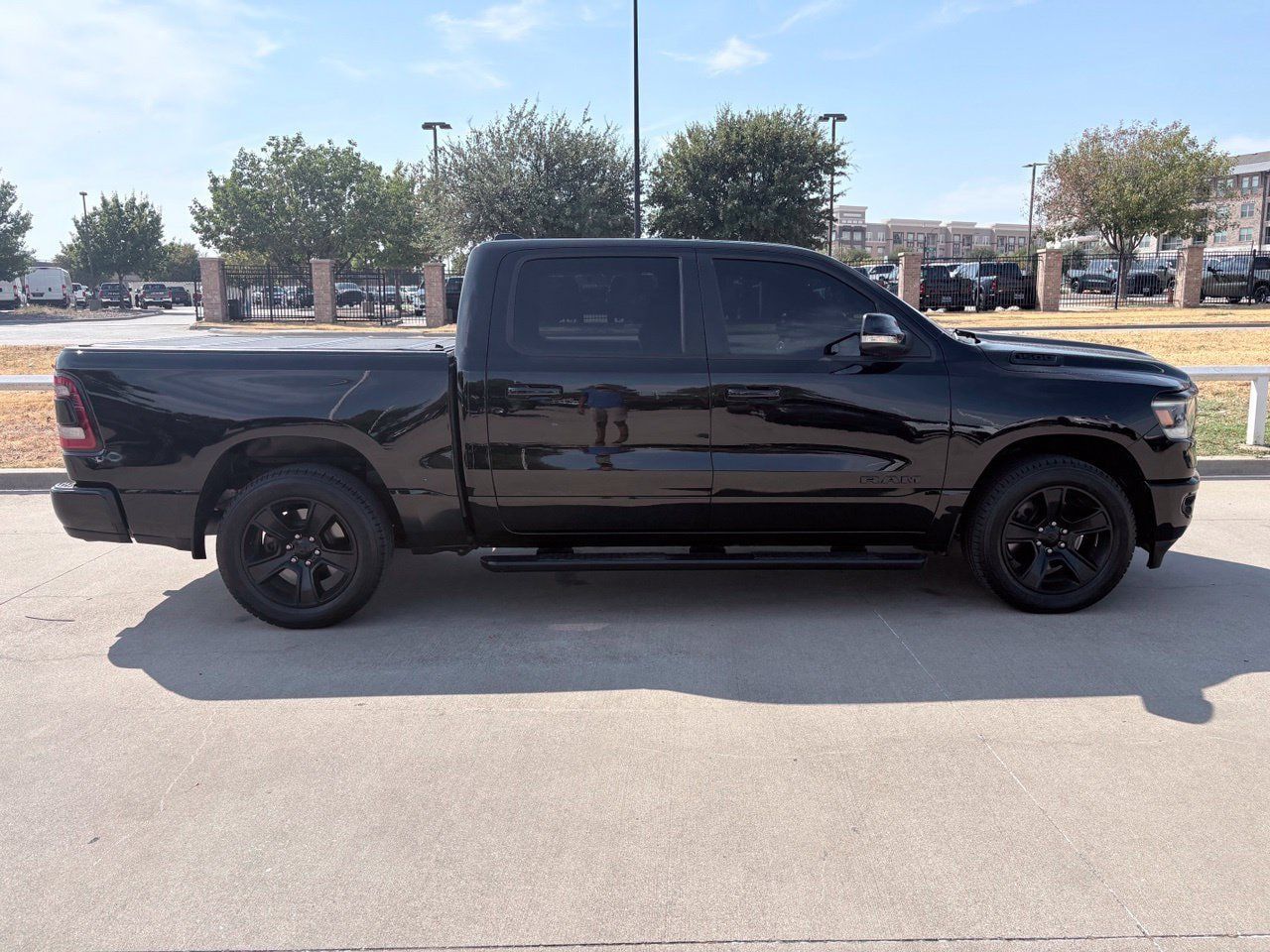 Used 2021 RAM 1500 Big Horn RWD image 3