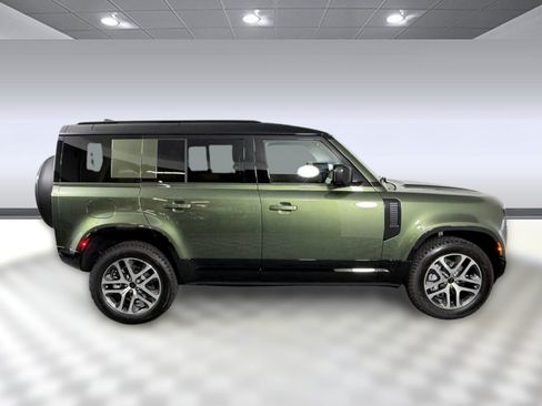 New 2026 Land Rover Defender 110 X-Dynamic SE AWD/4WD image 8