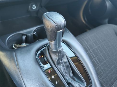 Used 2025 Honda HR-V LX image 15