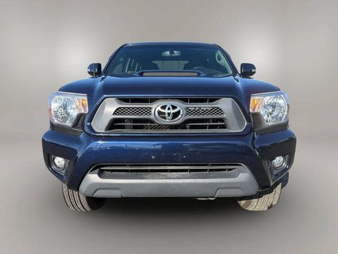 Used 2012 Toyota Tacoma 4x4 Double Cab w/ TRD Sport Pkg image 2