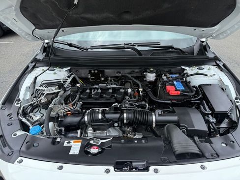 Used 2022 Honda Accord Sport image 32