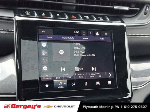 Used 2023 Jeep Grand Cherokee Laredo AWD/4WD image 20