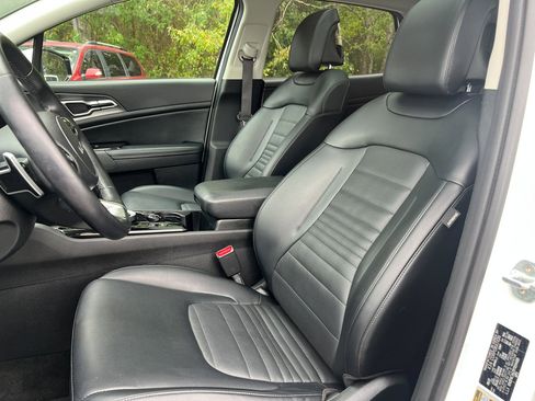 Used 2023 Kia Sportage SX Prestige image 18