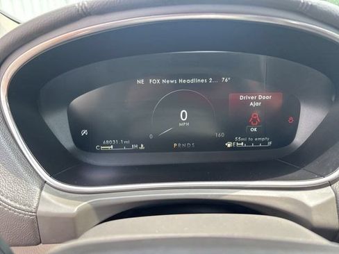 Used 2019 Lincoln Nautilus Select AWD/4WD image 14