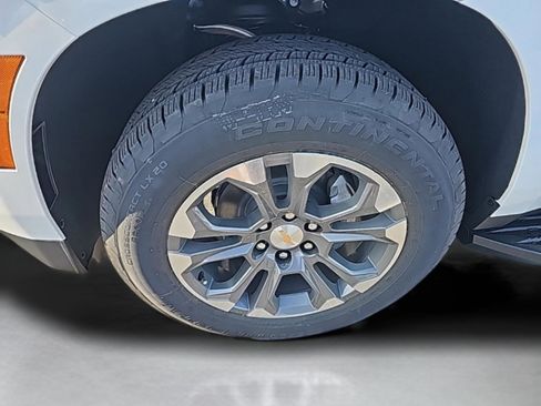 New 2026 Chevrolet Tahoe LS image 18