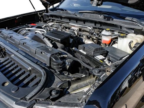 Used 2024 Chevrolet Silverado 2500 W/T image 55