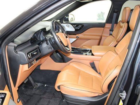 Used 2023 Lincoln Aviator Black Label w/ Dynamic Handling Package image 23