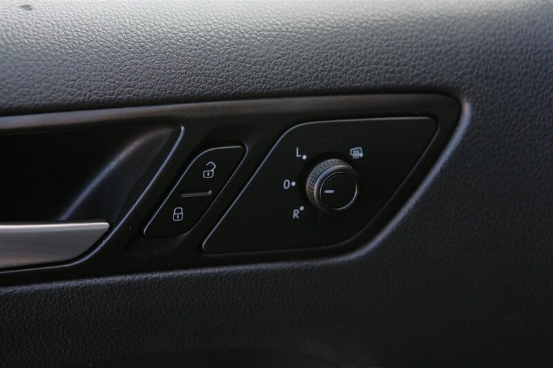 Used 2017 Volkswagen Jetta S FWD image 10