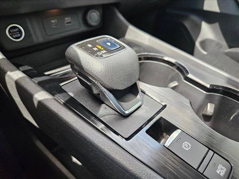 Used 2021 Nissan Rogue S FWD image 21