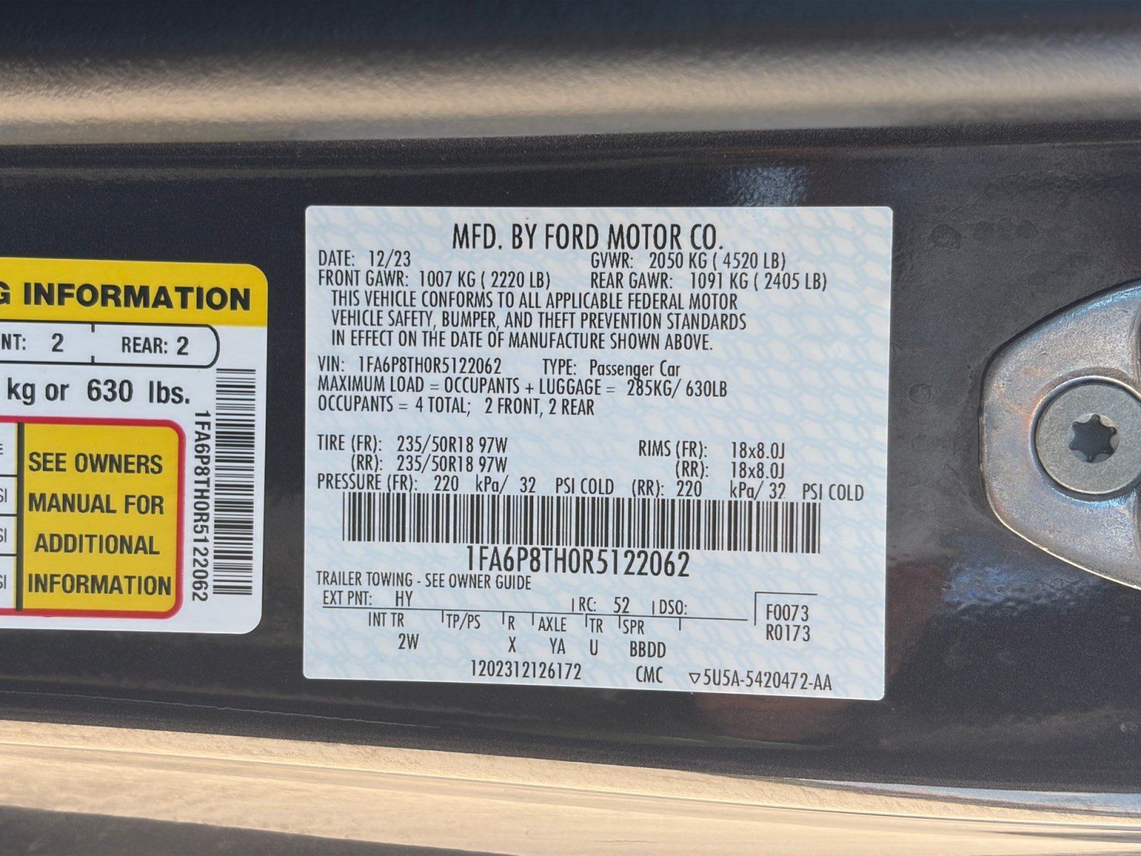 Used 2024 Ford Mustang Coupe RWD image 25