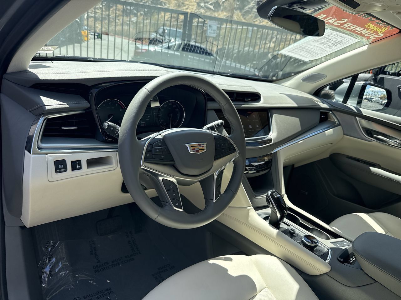 Certified 2024 Cadillac XT5 Premium Luxury w/ LPO, Premium Carpet Package FWD image 10