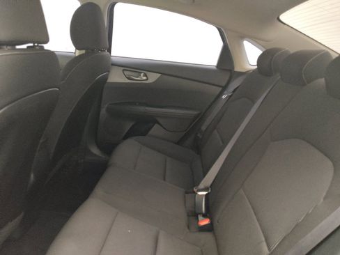Used 2021 Kia Forte LXS FWD image 18