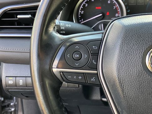 Used 2023 Toyota Camry XLE image 21