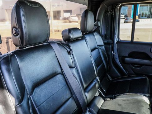Used 2020 Jeep Gladiator Overland w/ Safety Group image 25