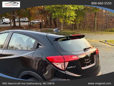 Used 2017 Honda HR-V LX image 5