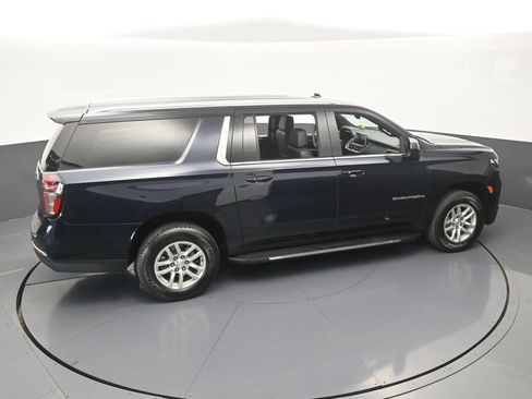 Used 2024 Chevrolet Suburban LT AWD/4WD image 54