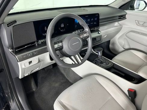 Used 2025 Hyundai Kona SEL image 19