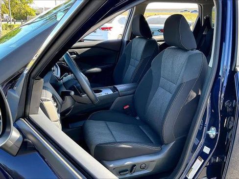 Certified 2025 Nissan Rogue SV image 8