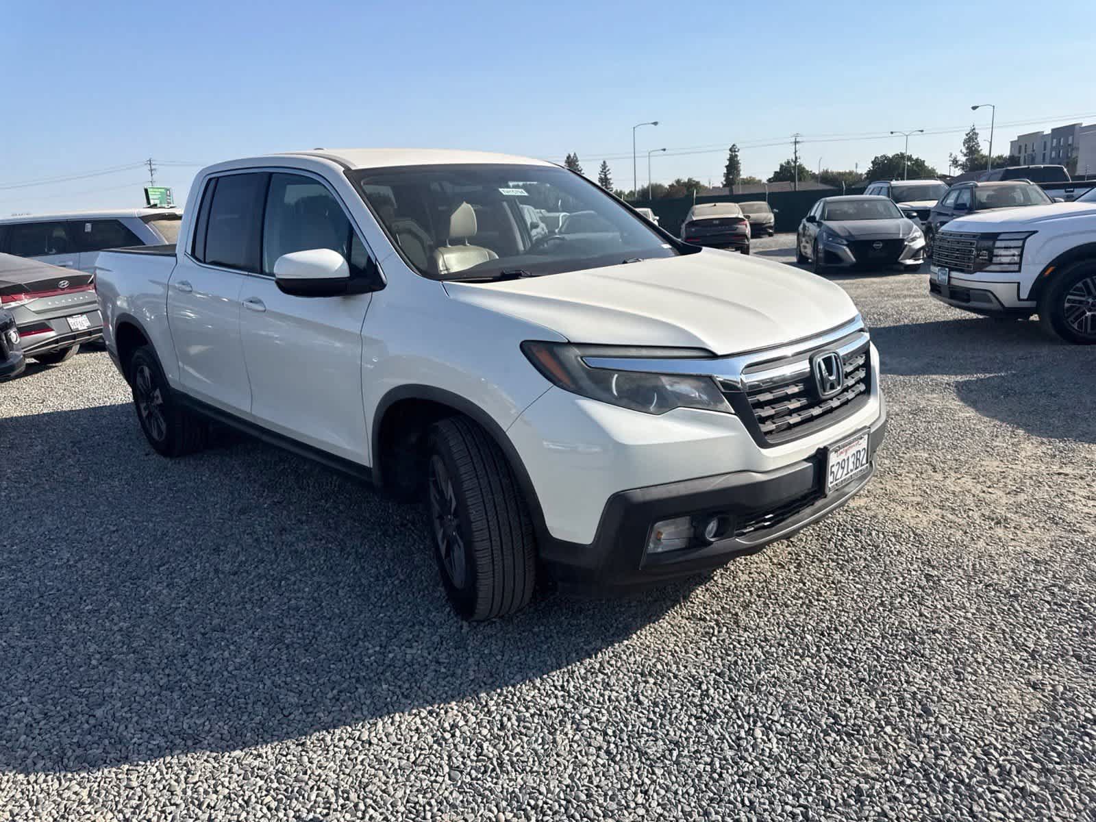 Used 2017 Honda Ridgeline RTL image 3