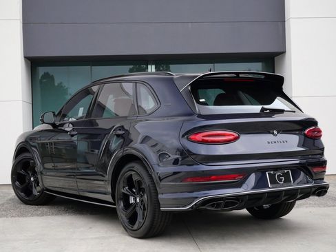 New 2025 Bentley Bentayga image 3