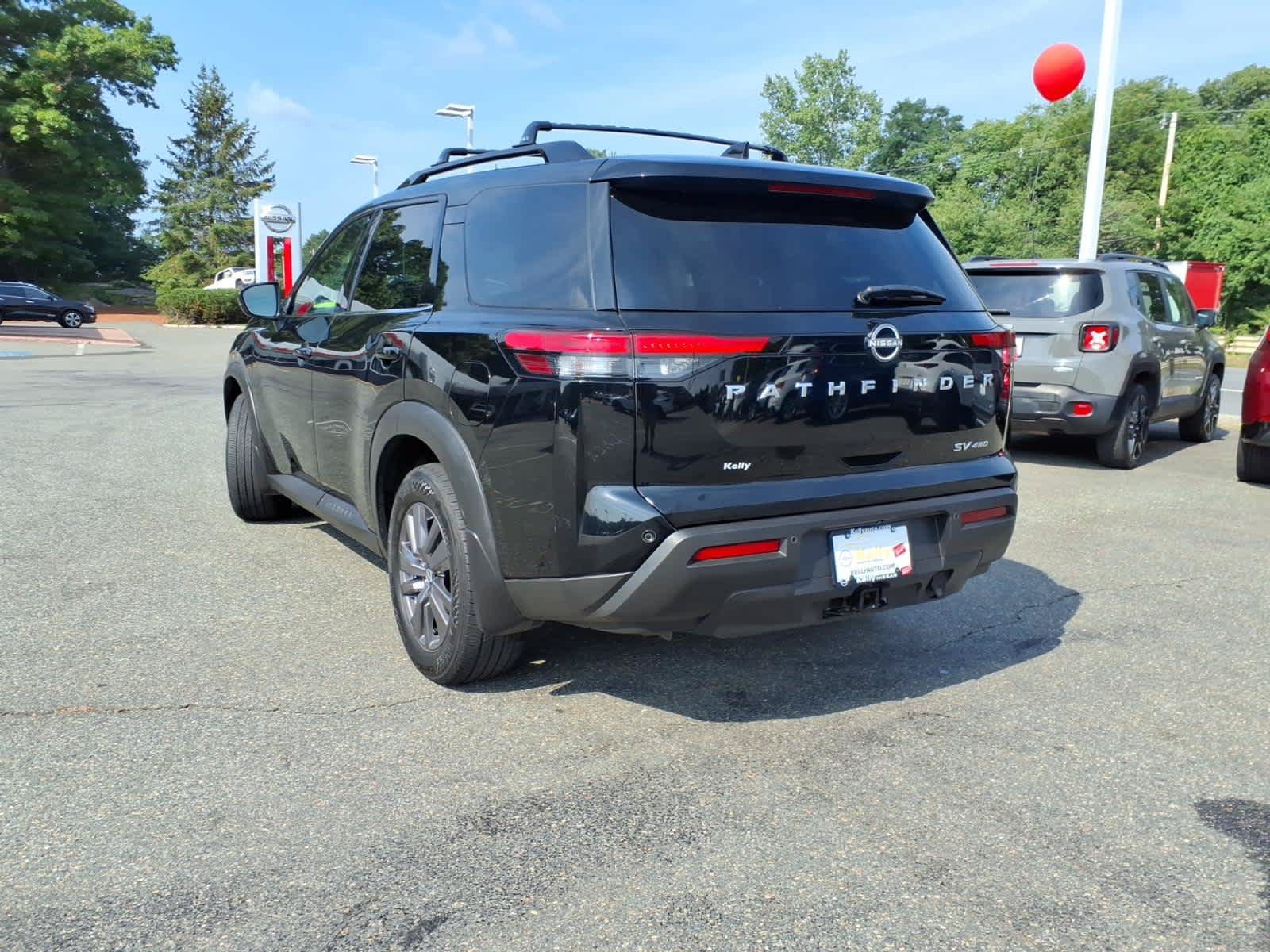 Certified 2023 Nissan Pathfinder SV w/ SV Premium Package AWD/4WD image 7