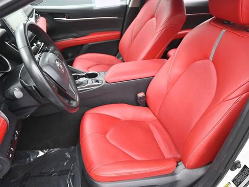 Used 2024 Toyota Camry XSE FWD image 32