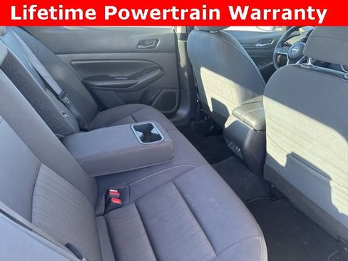 Used 2024 Nissan Altima 2.5 SV image 16