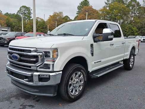 Used 2022 Ford F250 Lariat w/ Lariat Ultimate Package image 3