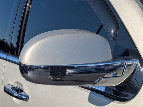 Used 2014 Cadillac Escalade Luxury image 12