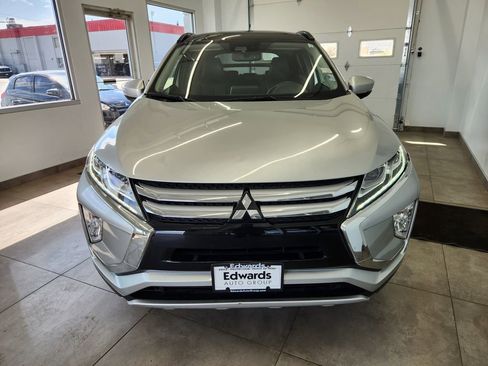 Used 2019 Mitsubishi Eclipse Cross SE image 3