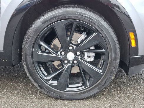 Used 2021 Buick Envision Essence w/ Technology Package I image 8