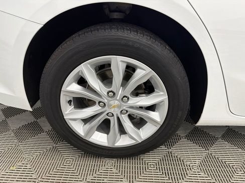 Used 2023 Chevrolet Malibu LT image 18