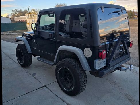 Used 2003 Jeep Wrangler X image 8