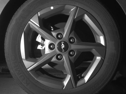 Used 2025 Kia K4 LXS image 15