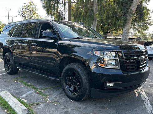 Used 2019 Chevrolet Suburban Premier w/ RST 6.2L Performance Edition image 6
