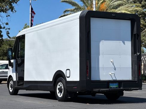 Used 2023 Chevrolet Brightdrop 600 w/ Active Safety Package 2 AWD/4WD image 5